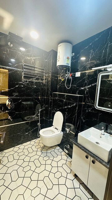 Gym in 4 BHK Builder Floor at Unitech Greenwood City Apartment, Sector 45 – for Sale