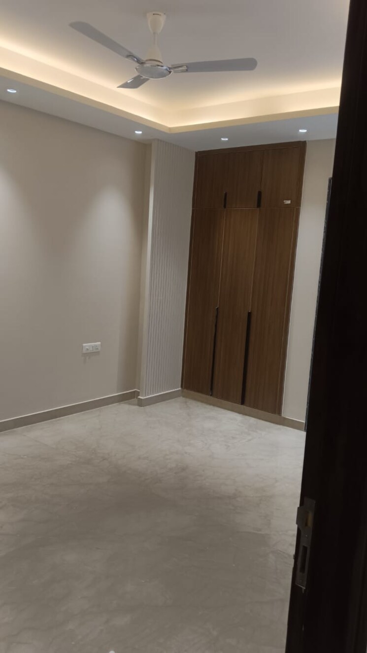 Room, rwa-residential-society 4 Bedroom 1800 Sq.Ft. Builder Floor In Sector 40 Gurgaon 8434357