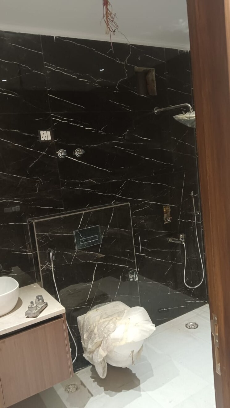 Master Bedroom, rwa-residential-society 4 Bedroom 1800 Sq.Ft. Builder Floor In Sector 40 Gurgaon 8434357