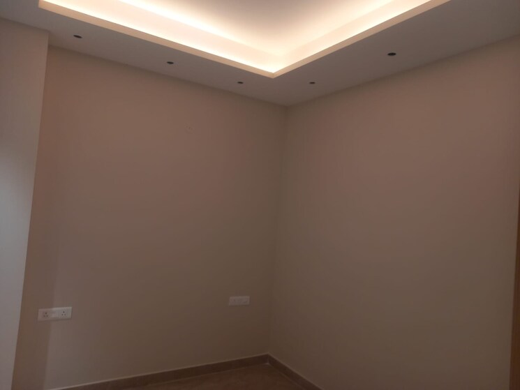 Room, rwa-residential-society 4 Bedroom 1800 Sq.Ft. Builder Floor In Sector 40 Gurgaon 8434357