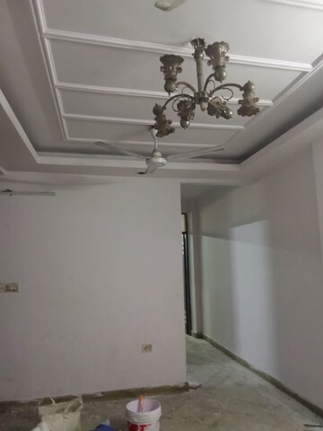 Room in 2 BHK Builder Floor at Govindpuri – for Rent