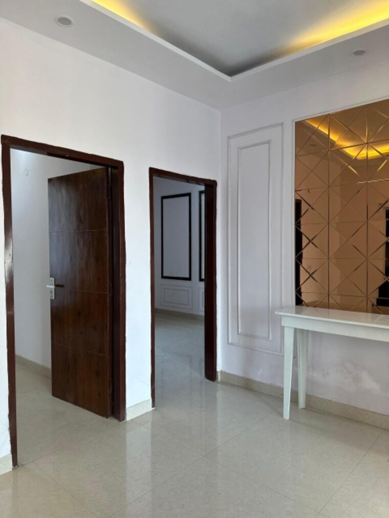 Room, sunny enclave 3 Bedroom 150 Sq.Yd. Builder Floor In Sunny Enclave Mohali 8434375