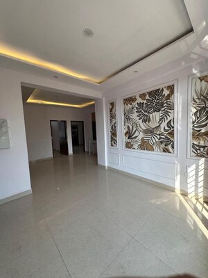 Room in 3 BHK Builder Floor at Sunny Enclave – for Sale