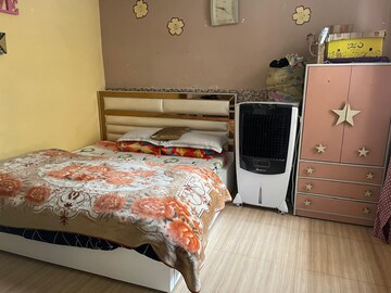 Bedroom in 3 BHK Builder Floor at Uppal Southend, Sector 49 – for Rent