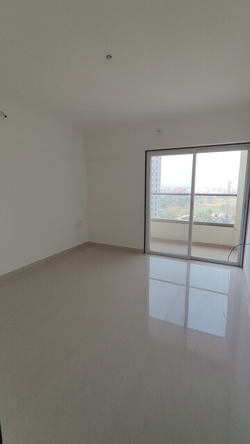 Room in 2 BHK Apartment at Sukhwani Skylines, Wakad – for Rent