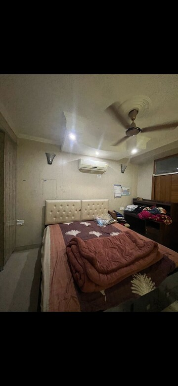 Bedroom in 2 BHK Apartment at Surya Towers Zirakpur, Lohgarh – for Rent