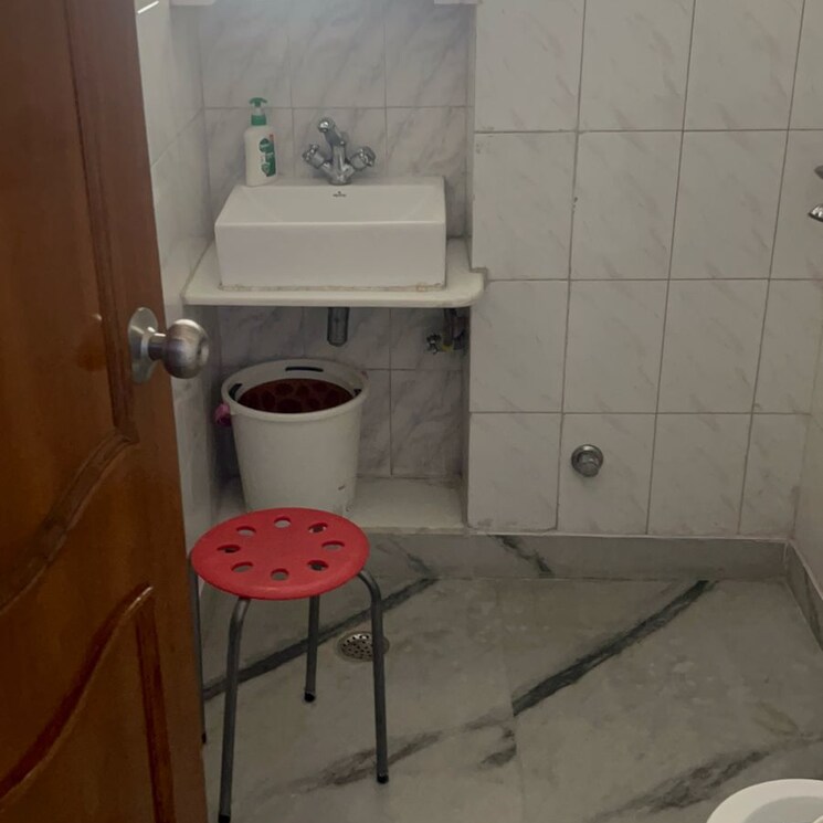 Bathroom, bhagya-laxmi-apartment 3 Bedroom 1300 Sq.Ft. Apartment In Rohini Sector 7 Delhi 8434458