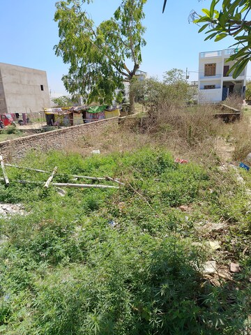  Plot For Sale in Gulmohar Green, Gomti Nagar