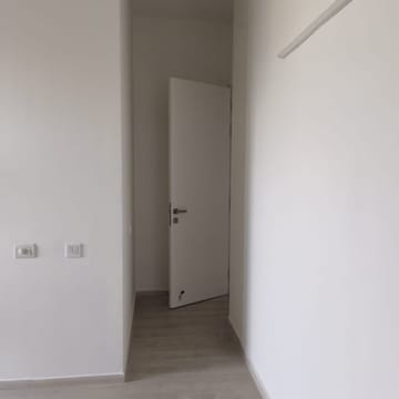Room in 3.5 BHK Apartment at Ireo Skyon, Sector 60 – for Rent