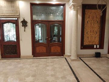 Living Room in 2 BHK Builder Floor at Sector 49 – for Rent