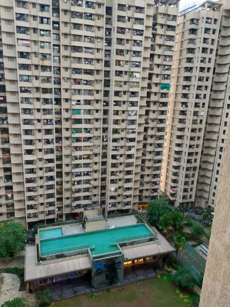 2 BHK + Pooja Room 903 Sq.Ft. Apartment in Raunak City Sector 4