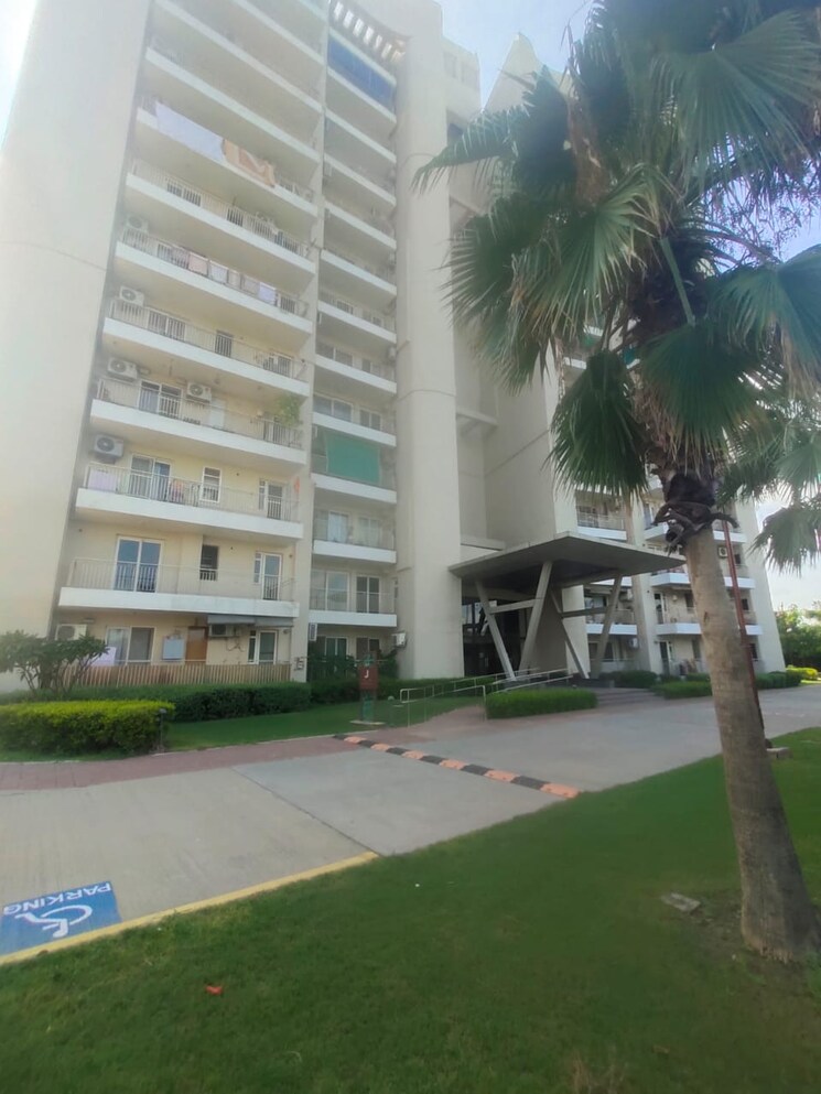 Exterior View, bptp-discovery-park 2 Bedroom 1120 Sq.Ft. Apartment In Sector 80 Faridabad 8434464