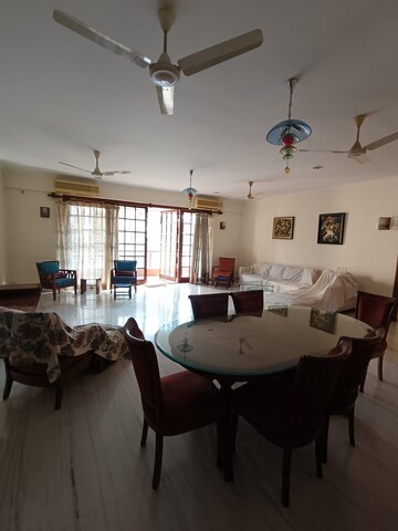 3 BHK Apartment For Rent in Bandra West
