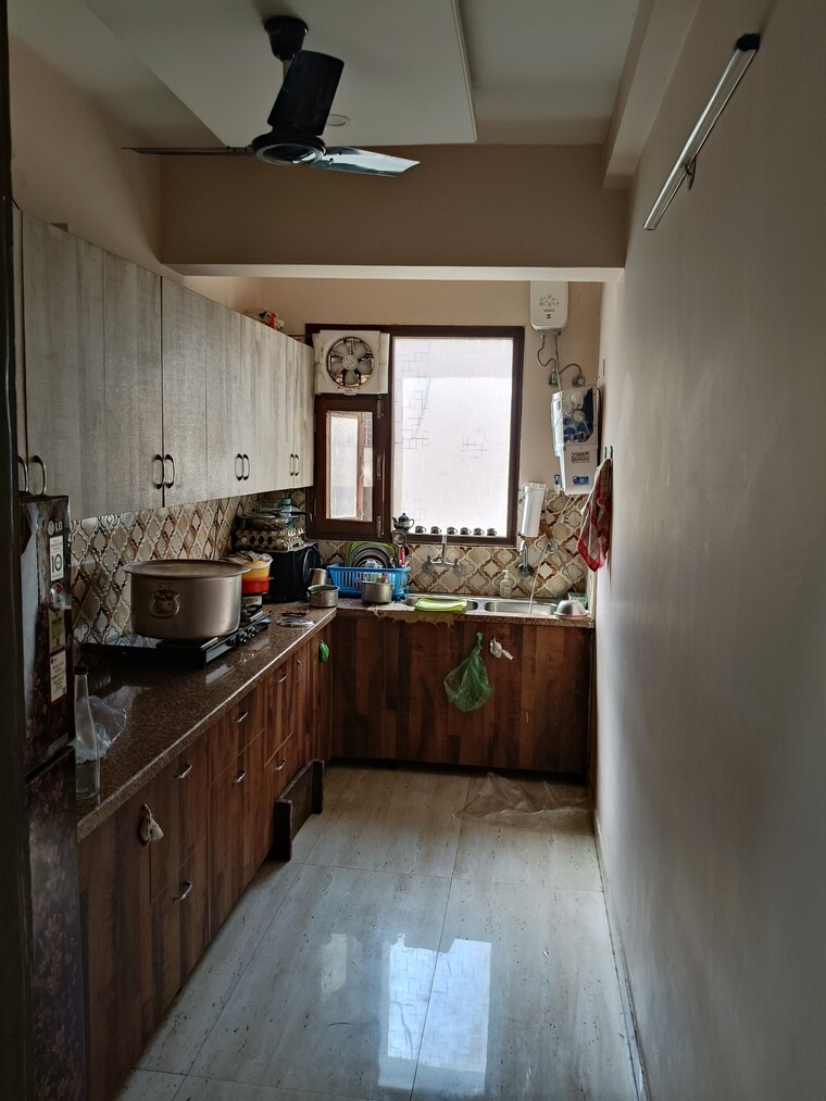 Kitchen, peer mucchalla 3 Bedroom 1000 Sq.Ft. Builder Floor In Peer Mucchalla Zirakpur 8434495