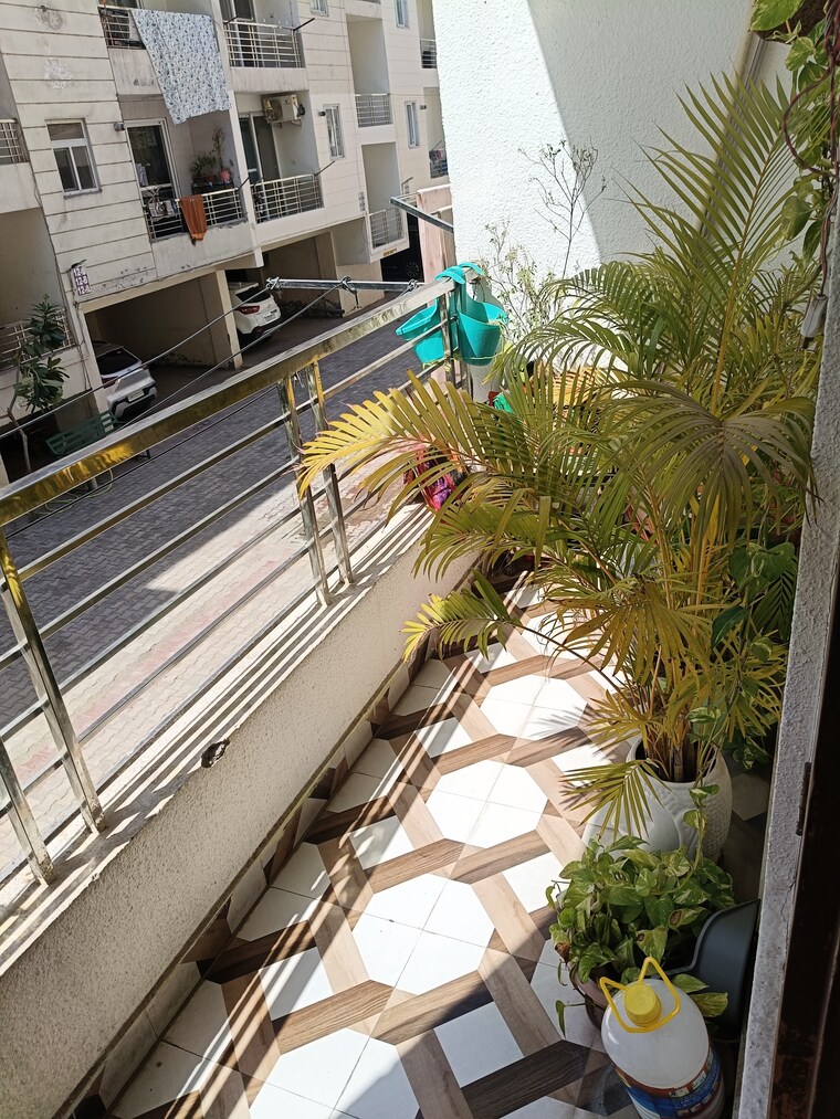 Balcony, peer mucchalla 3 Bedroom 1000 Sq.Ft. Builder Floor In Peer Mucchalla Zirakpur 8434495