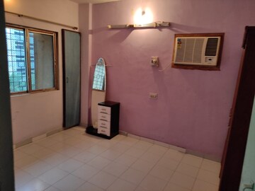 Room in 1 BHK Apartment at Kurla West – for Rent