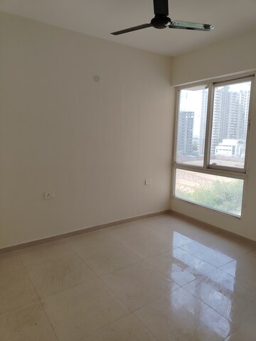 Room in 2 BHK Apartment at Signature The Millennia 2, Sector 37d – for Rent