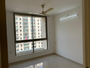 Room in 2 BHK Apartment at Thane West – for Sale
