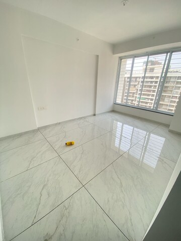 Room in 3.5 BHK Apartment at Marvel Cascada, Balewadi – for Rent