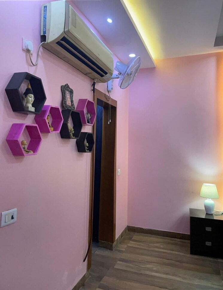 Master Bedroom, mahagun-mywoods 4 Bedroom 2190 Sq.Ft. Apartment In Sector 16c Greater Noida Greater Noida 8434933