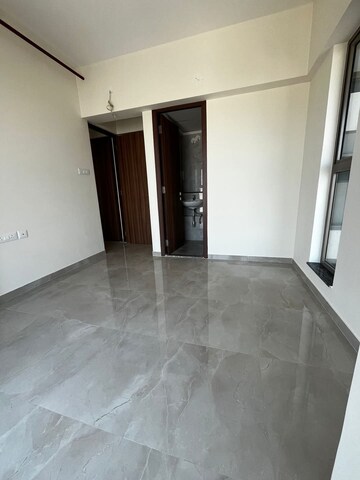Room in 2 BHK Apartment at Oxford Navrang Oasis, Goregaon West – for Rent