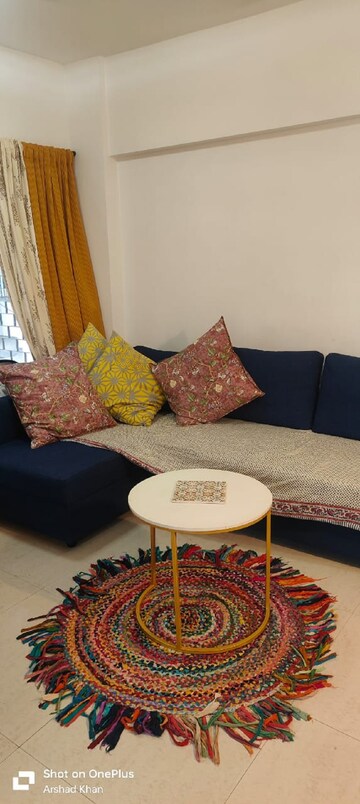 2 BHK Apartment For Rent in Bandra West