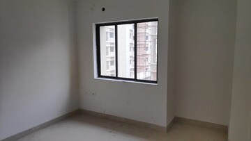 Room in 3 BHK Apartment at Devaloke Sonar City, Narendrapur – for Sale
