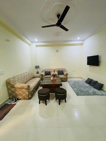 Master Bedroom in 1 BHK Apartment at Ansal Sushant Estate, Sector 52 – for Rent