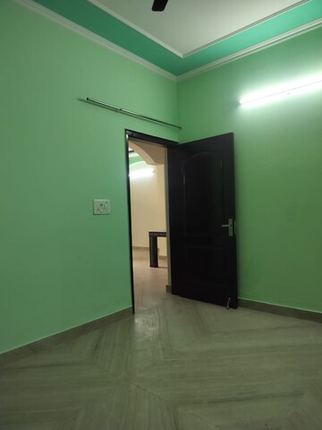 2 BHK Builder Floor For Rent in Sector 19