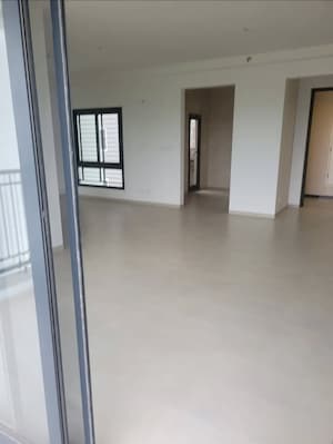 Room in 3 BHK Apartment at M3M Woodshire, Sector 107 – for Sale