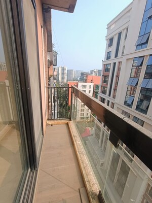 Balcony in 2 BHK Apartment at RNA Continental, Chembur – for Sale