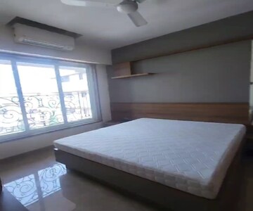 2 BHK Apartment For Rent in Dadar East