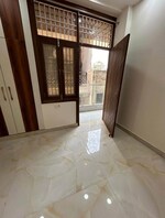 2 BHK 850 Sq.Ft. Apartment in Shubh Niketan Apartments