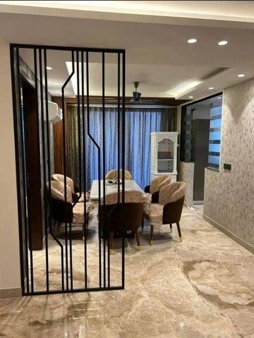 Gym in 1 BHK Apartment at Ambience Creacions, Sector 22 – for Rent