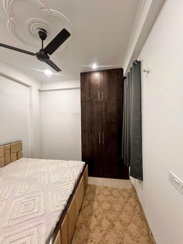 Bedroom in 2 BHK Apartment at Ambience Creacions, Sector 22 – for Rent