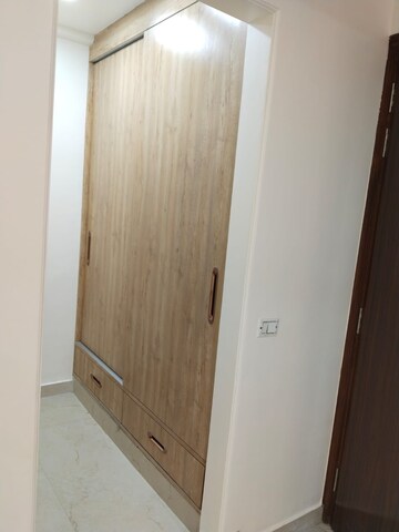 Bathroom in 3 BHK Builder Floor at Empire Floors, Sector 57 – for Rent