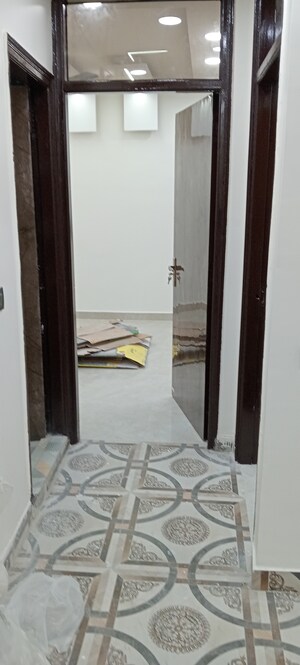 Building Lobby in 3 BHK Builder Floor at Govindpuri – for Sale