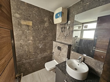Bathroom in 3 BHK Apartment at M3M Heights, Sector 65 – for Rent