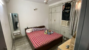 1 BHK Builder Floor For Rent in Sector 19