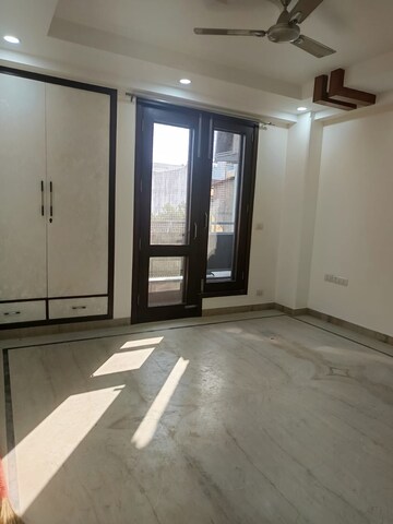 3 BHK Builder Floor For Rent in Saket