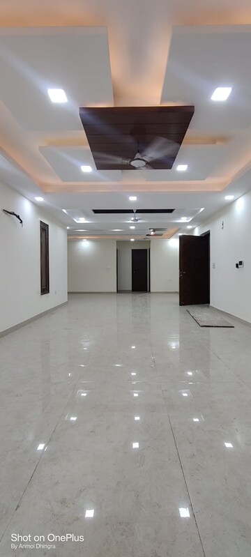 4 BHK Builder Floor For Rent in Srishti Greenfield Homes, Green Fields Colony