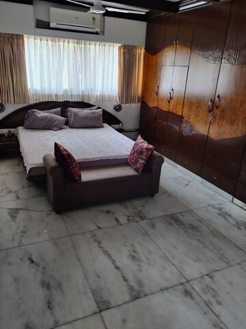 Bedroom in 3 BHK Apartment at Jupiter Apartment Cuffe Parade, Cuffe Parade – for Rent