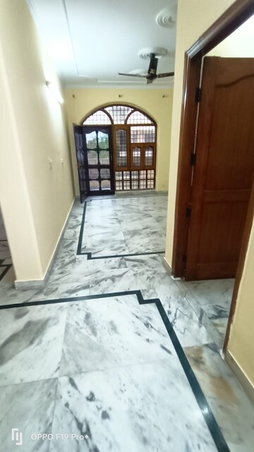 Staircase in 2 BHK Builder Floor at Sector 31 – for Rent