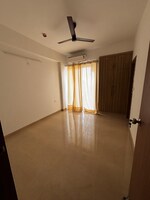 4 BHK + Extra Room 1600 Sq.Ft. Apartment in Gaur Atulyam
