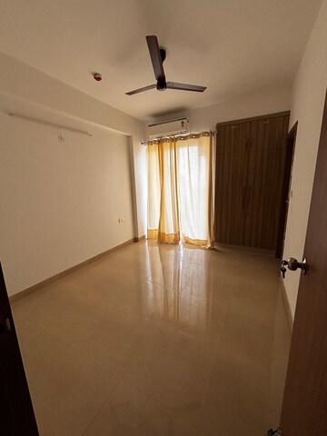 4 BHK Apartment For Rent in Gaur Atulyam, Omicron I Greater Noida