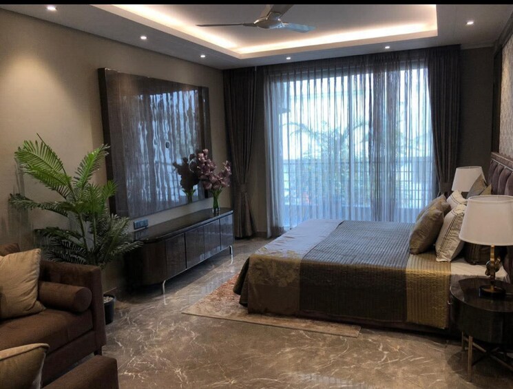 Living Room, dlf-building-10 5 Bedroom 500 Sq.Yd. Builder Floor In Dlf Phase ii Gurgaon 8435600