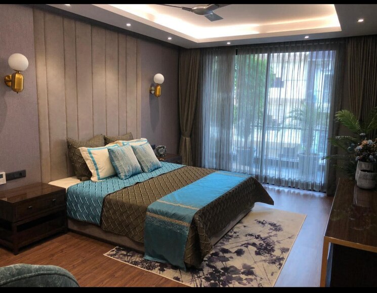 Living Room, dlf-building-10 5 Bedroom 500 Sq.Yd. Builder Floor In Dlf Phase ii Gurgaon 8435600