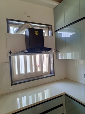 Room in 3 BHK Builder Floor at Puri Kohinoor, Sector 89 – for Sale