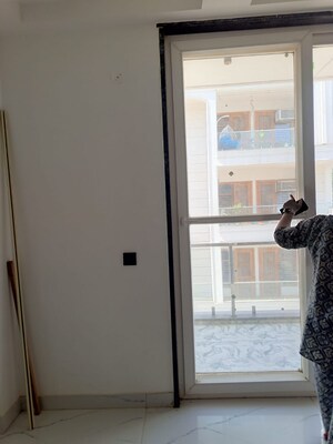 Room in 3 BHK Builder Floor at Puri Kohinoor, Sector 89 – for Sale