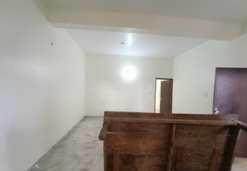 Room in 2.5 BHK Independent House at Gomti Nagar – for Rent